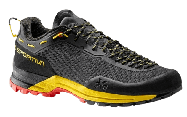 scarpa_bassa_la_sportiva1-removebg-preview